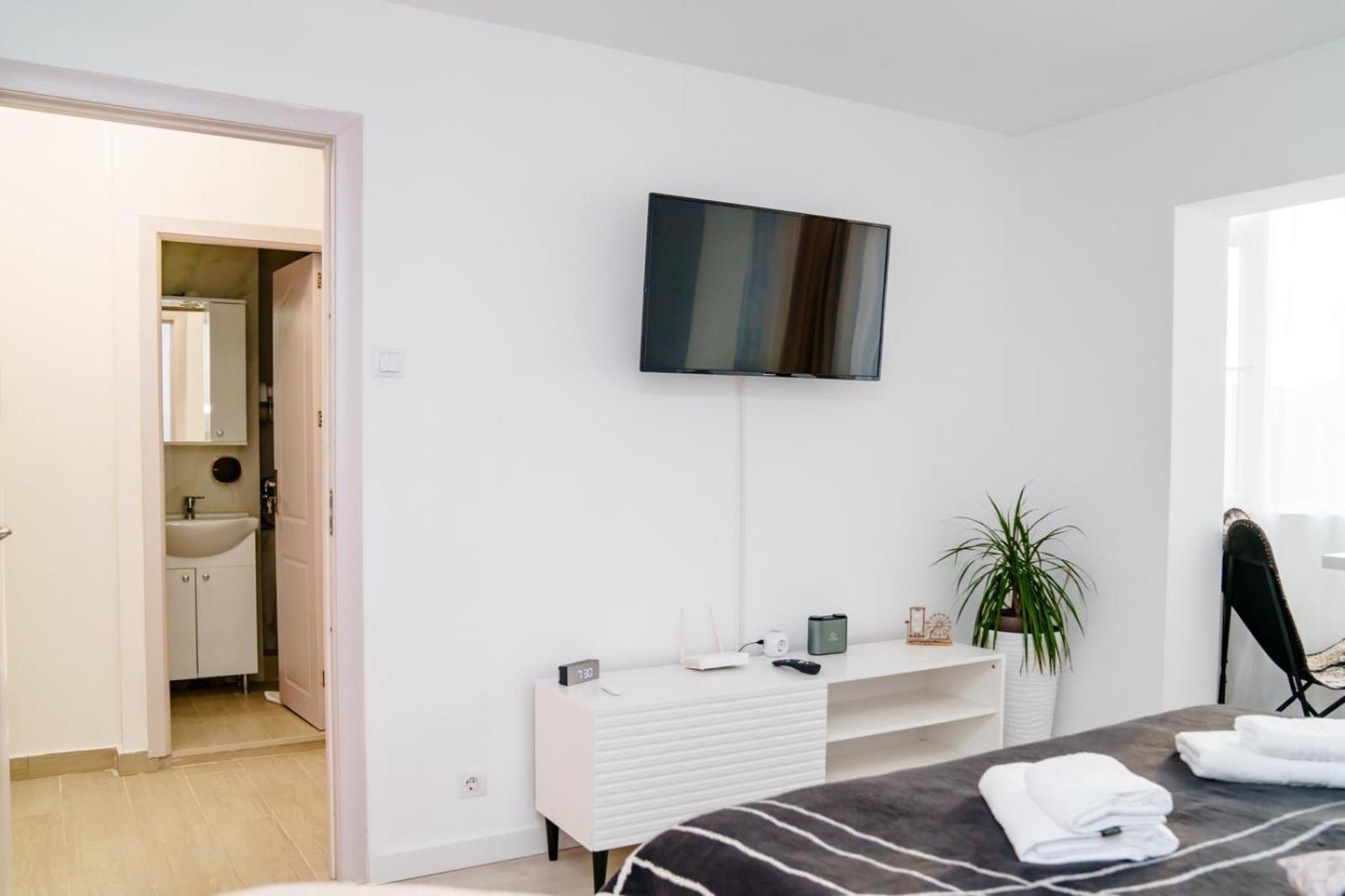 Studio Lounge Apartment Craiova Exterior foto